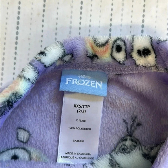 Disney - Frozen - Fuzzy Fleece Joggers. Size XXS (2/3) - Picture 2 of 3